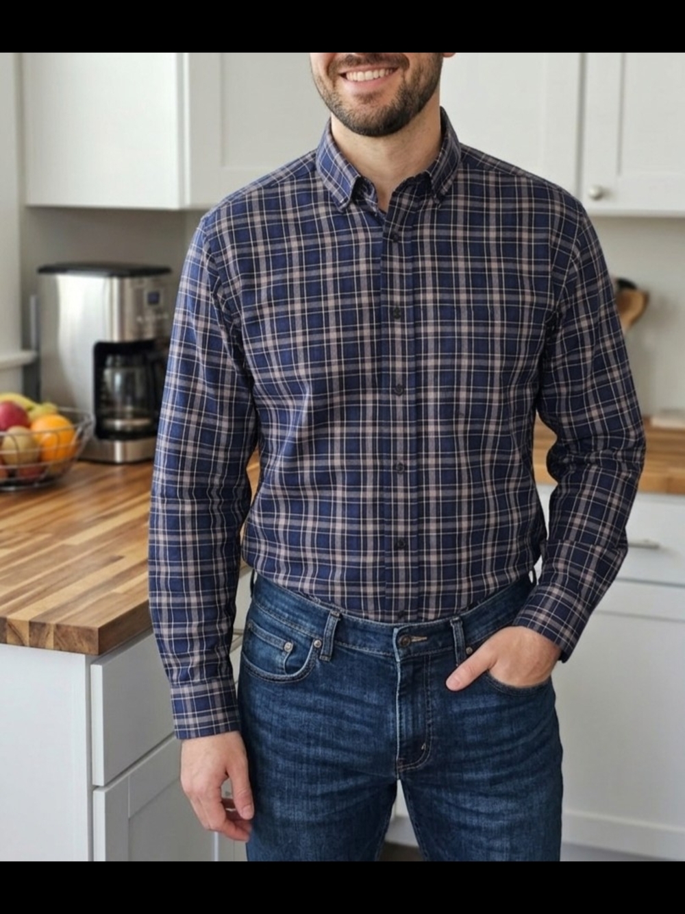 Kirkland Signature Men's Navy and White Plaid Button-Down Shirt Size Medium